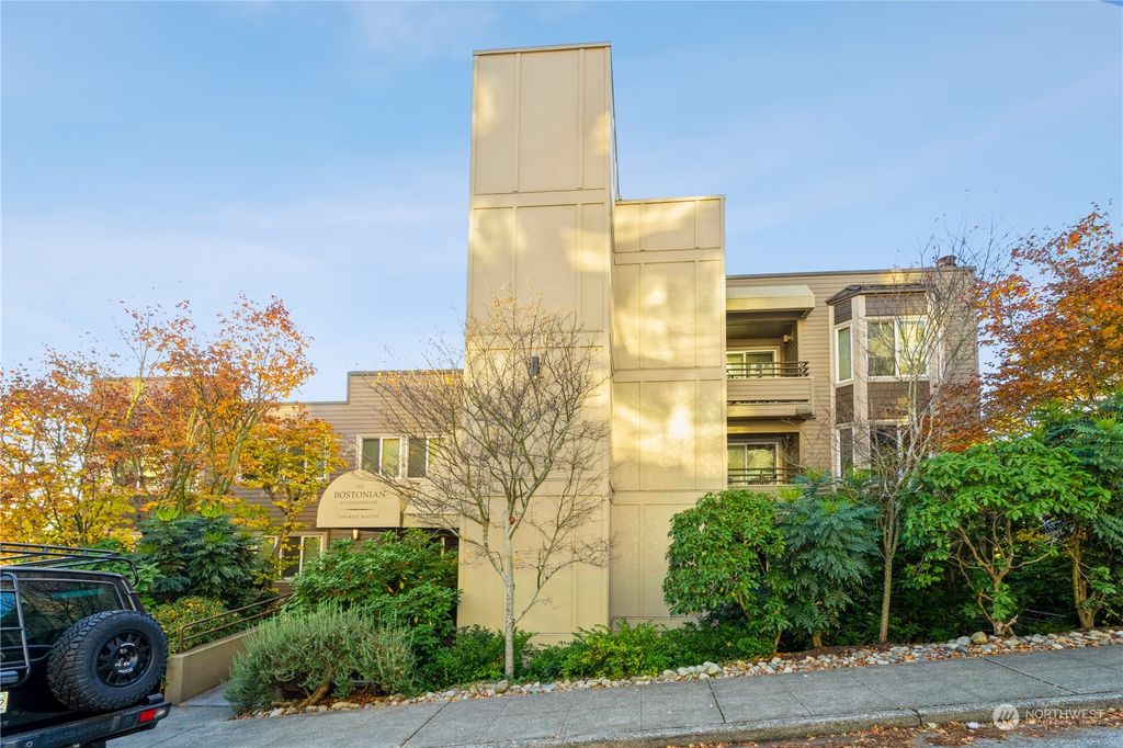 Photo of 1300 W Boston Street #25, Seattle, WA 98119 (MLS # 2018610)