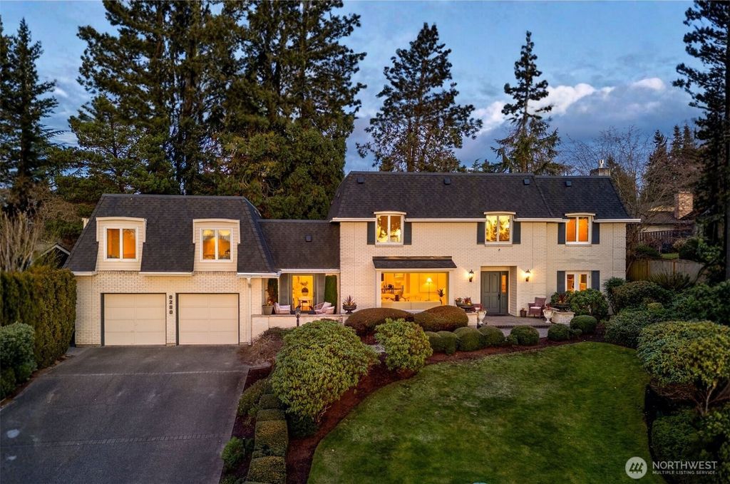 Photo of 8280 SE 61st Street, Mercer Island, WA 98040 (MLS # 2484968)