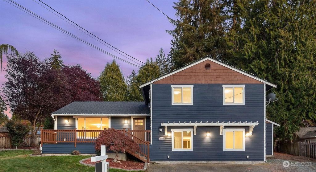 Photo of 20016 99th Place NE, Bothell, WA 98011 (MLS # 1998528)