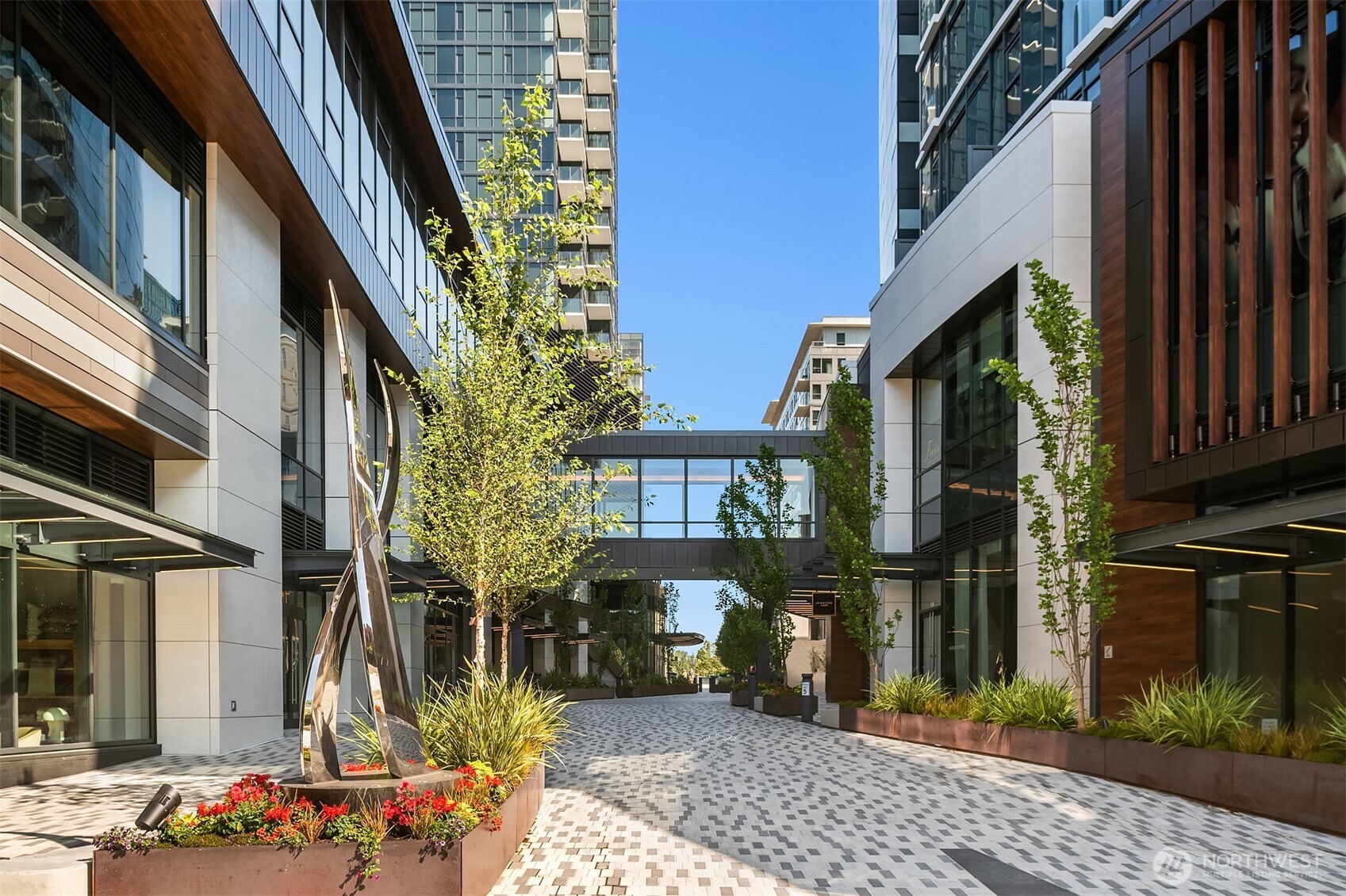 838 Avenue Square NE 1806