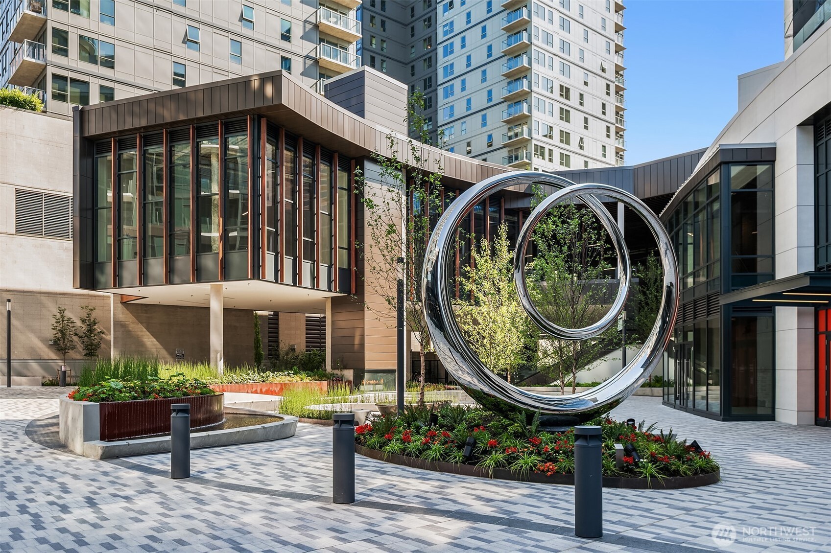 838 Avenue Square NE 1806