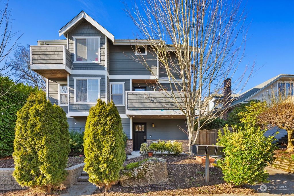 Photo of 4419 Francis Avenue N, Seattle, WA 98103 (MLS # 2324859)