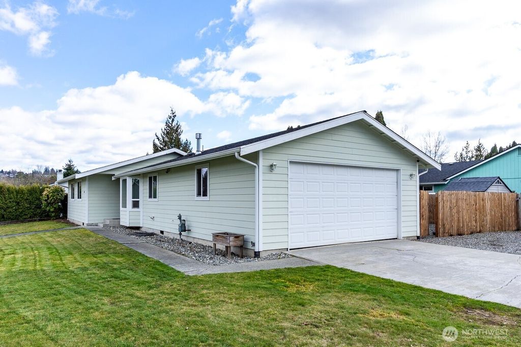 Photo of 6426 71st Street NE, Marysville, WA 98270 (MLS # 2328467)
