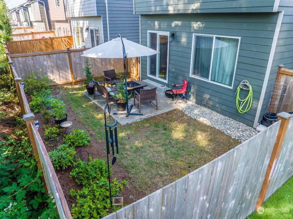 Photo of 328 Raybird Avenue, Granite Falls, WA 98252 (MLS # 2142031)