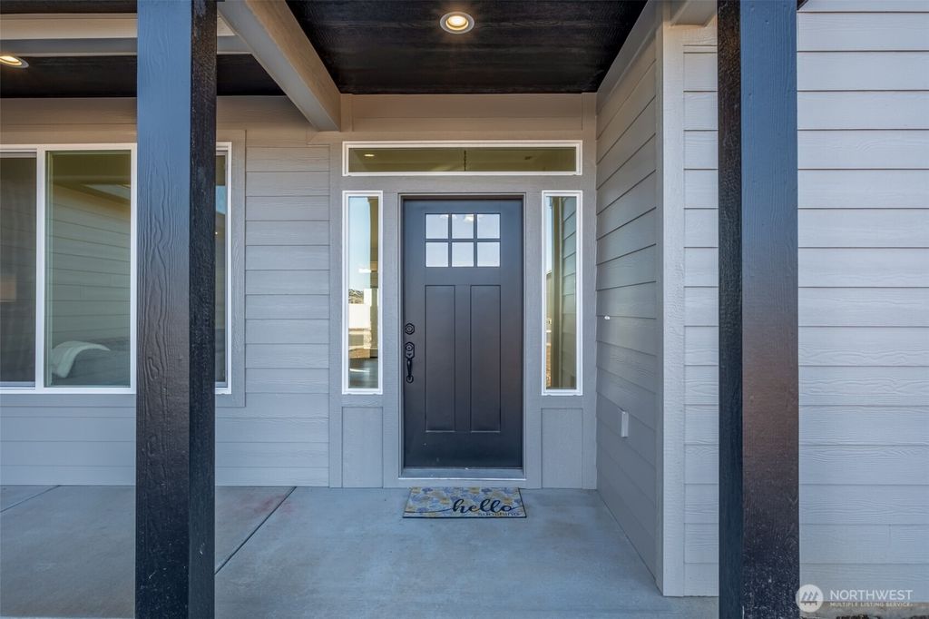 Photo of 88 Sunwest Drive, Ephrata, WA 98823 (MLS # 2493424)