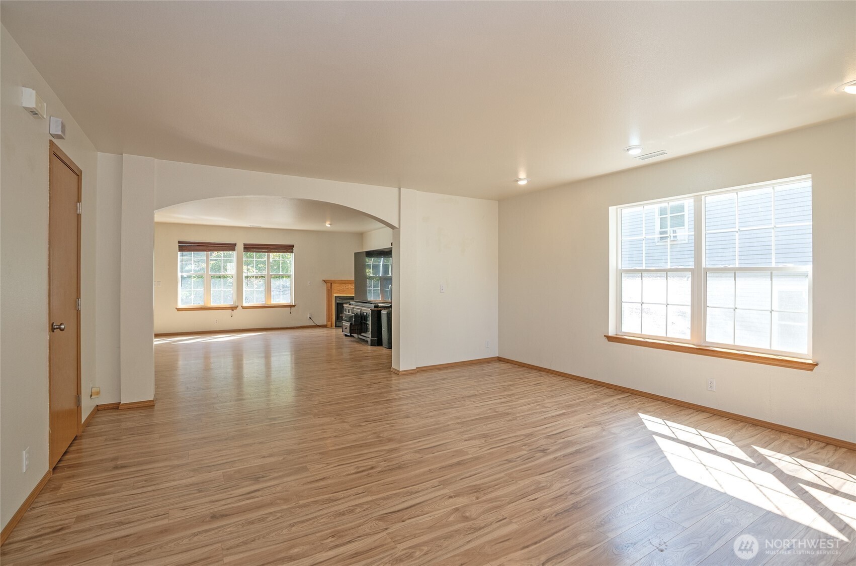 11220 212th Street E