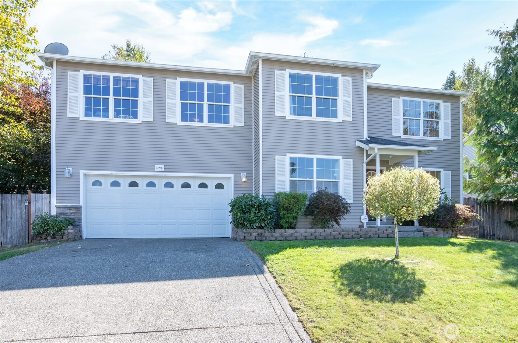 11220 212th Street E