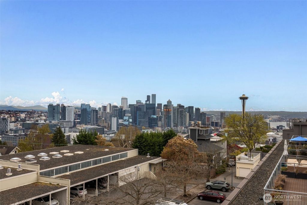 Photo of 201 Galer Street #436, Seattle, WA 98109 (MLS # 2506562)