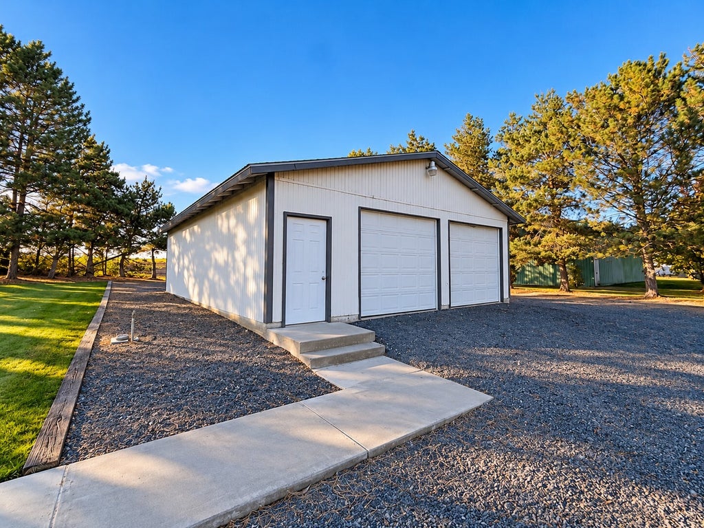 Photo of 4834 Viking Road NE, Moses Lake, WA 98837 (MLS # 2599142)