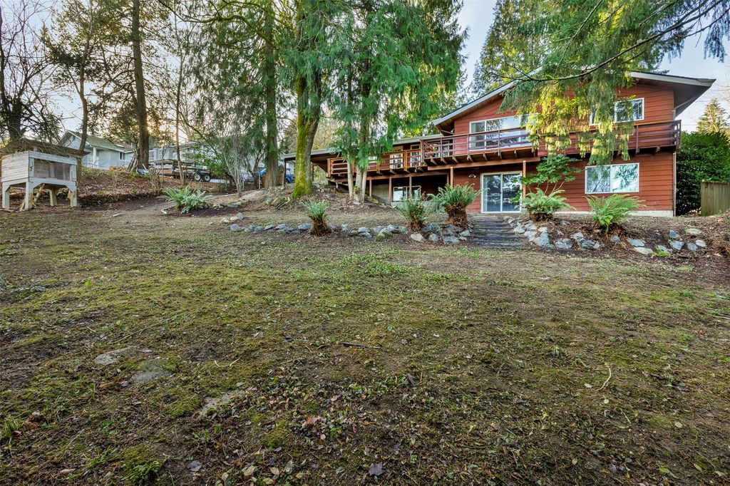 Photo of 7748 151st Avenue NE, Redmond, WA 98052 (MLS # 2339415)