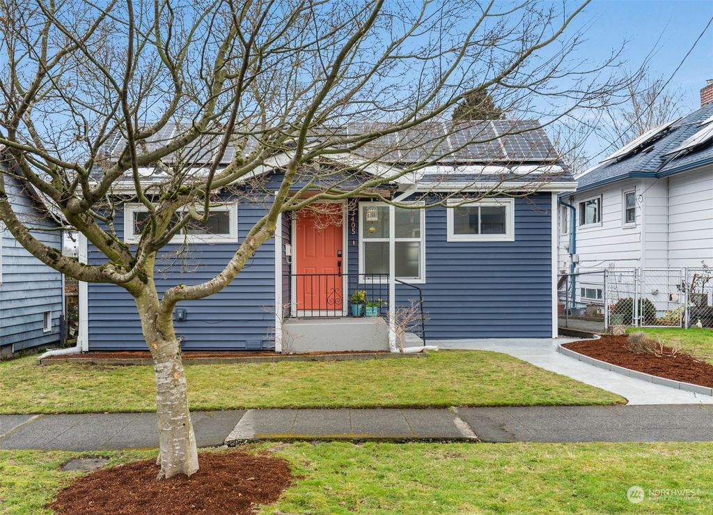 Photo of 3405 Lafayette Avenue S, Seattle, WA 98144 (MLS # 2036165)