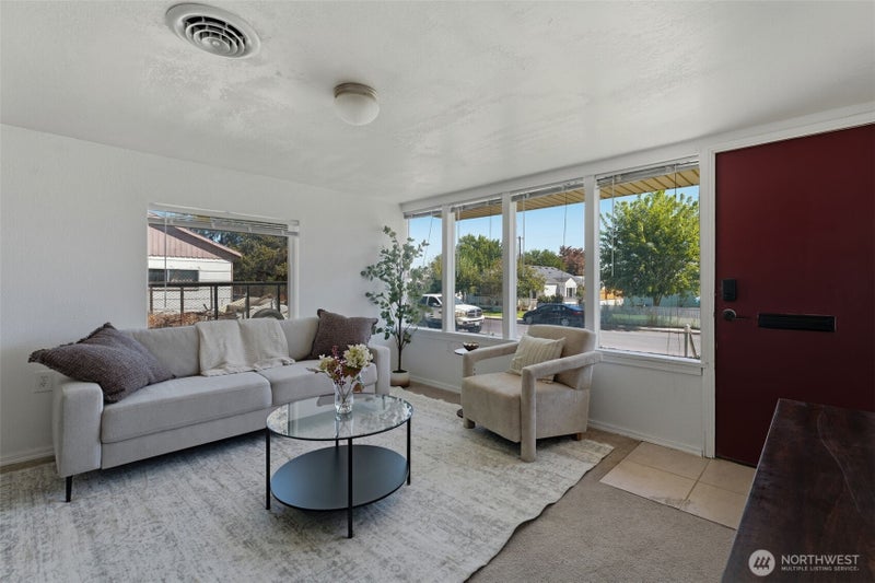 803 Smith Avenue