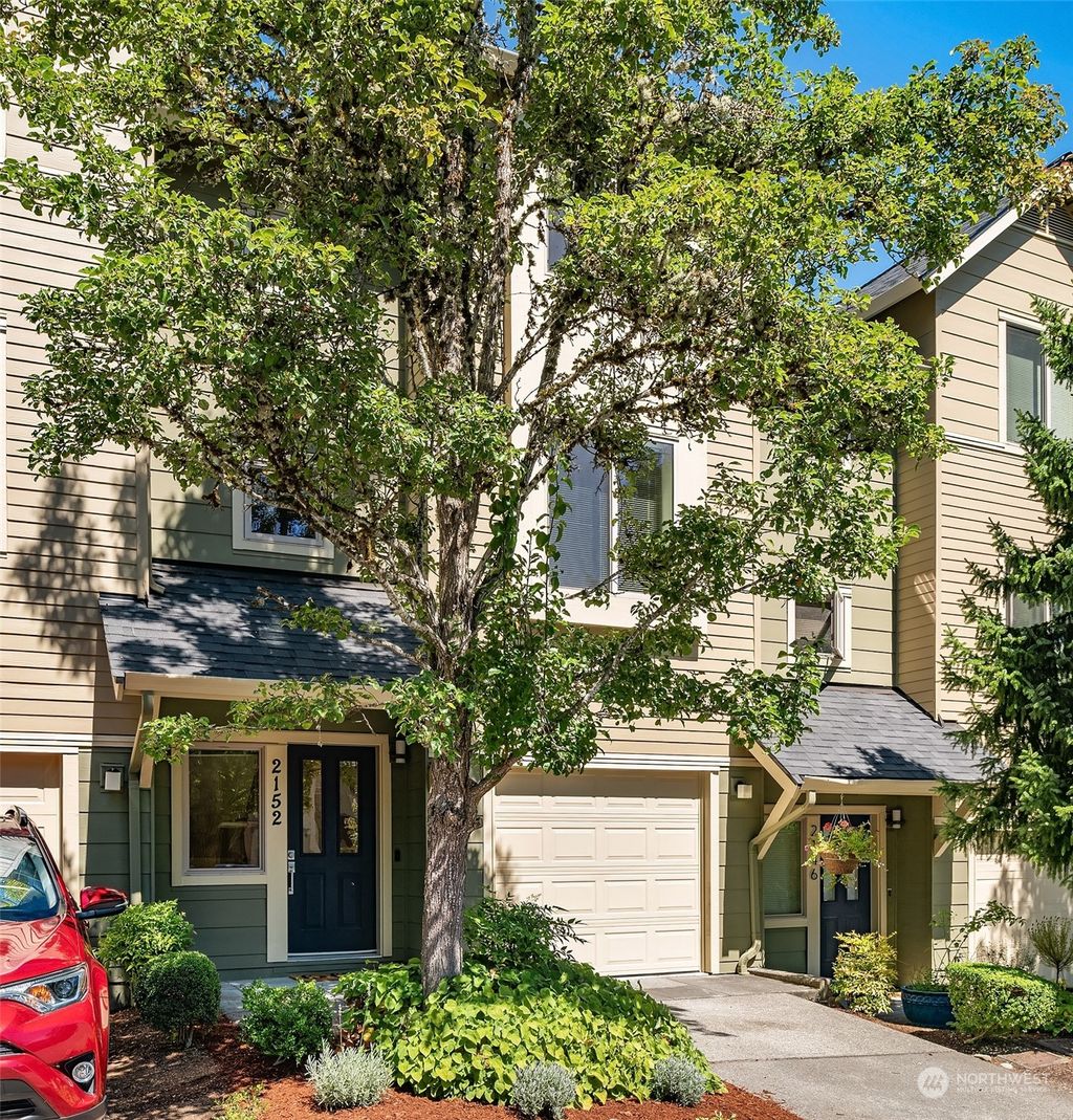 Photo of 2152 NW Boulder Way Drive, Issaquah, WA 98027 (MLS # 2147747)