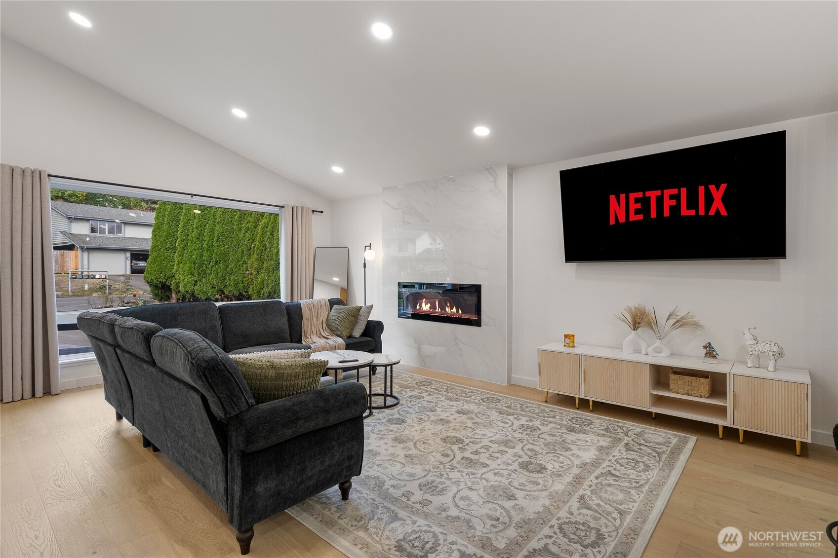 13652 99th Avenue NE