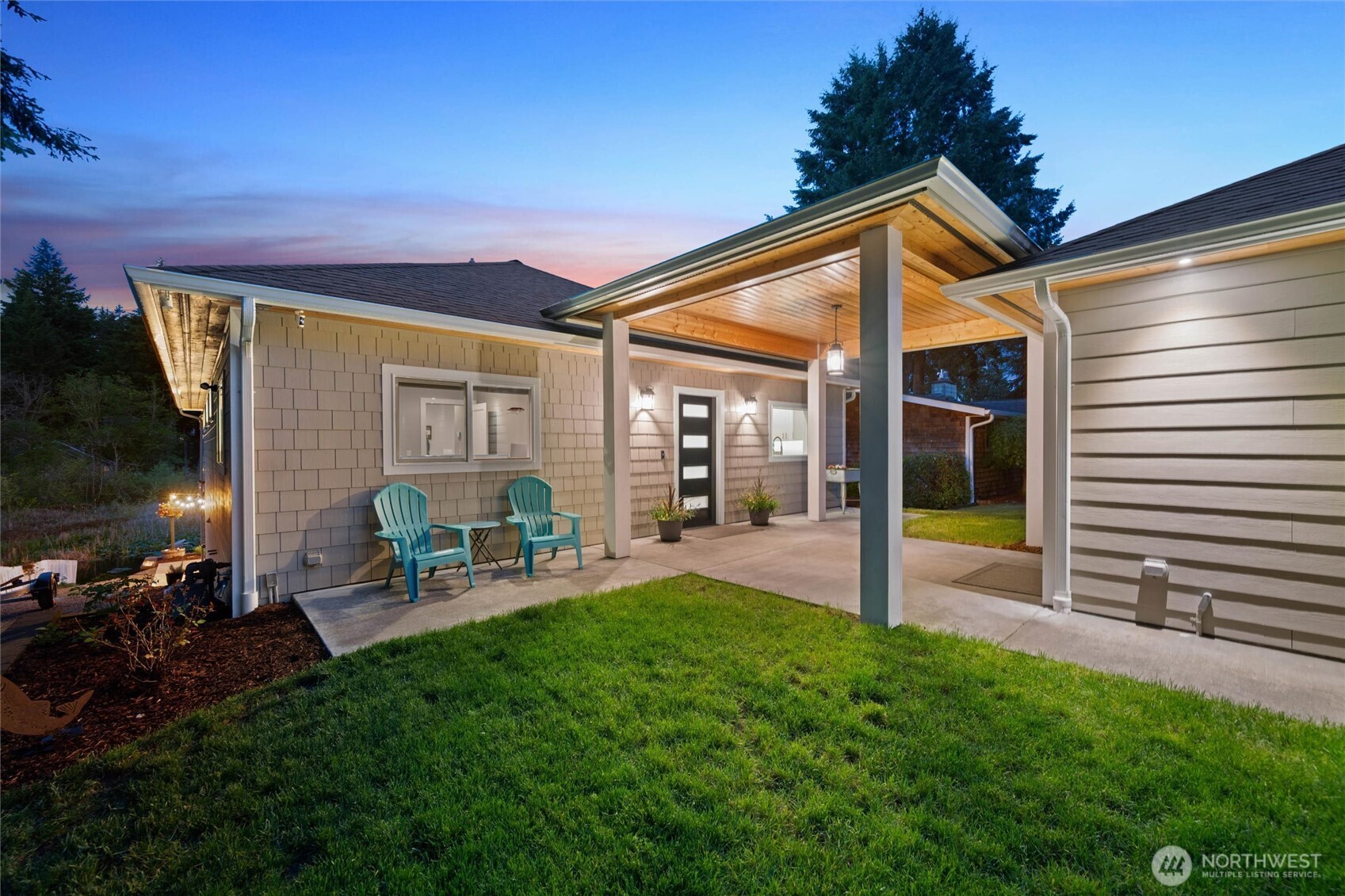 7020 Holmes Island Road SE