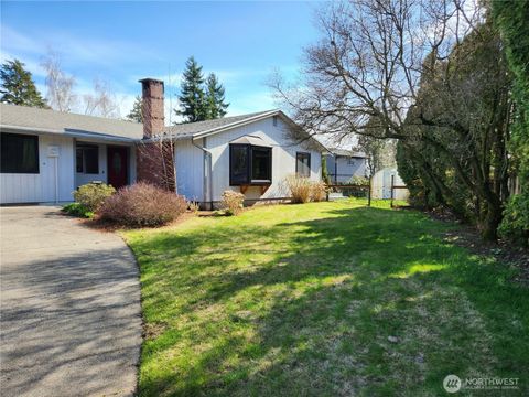 Photo of 6744 La Bello Drive, Lynden, WA 98264 (MLS # 2505969)