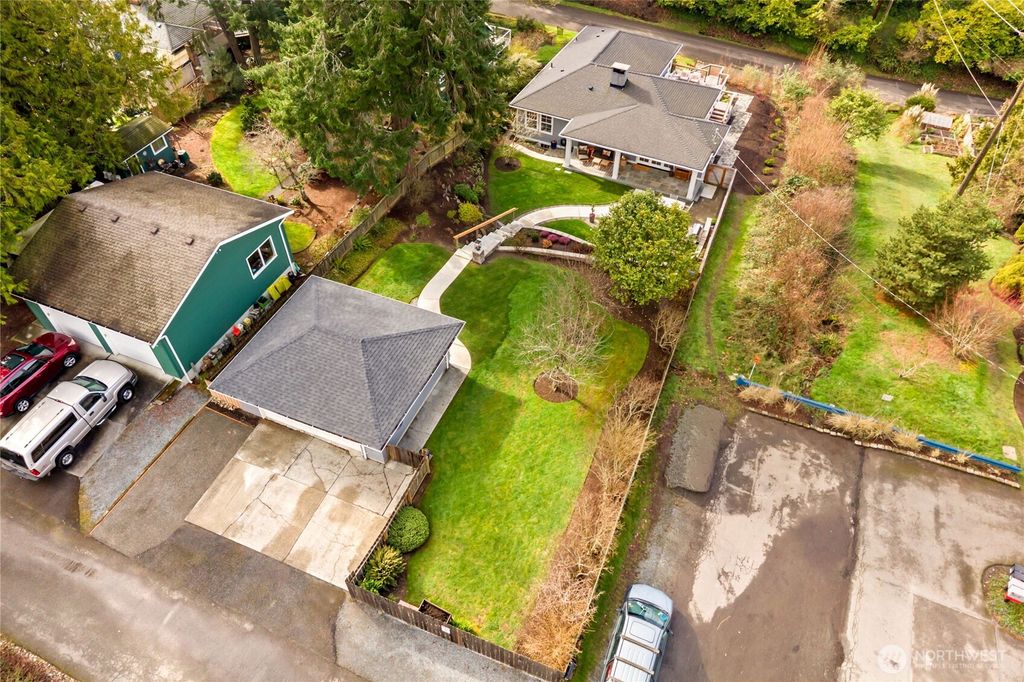 Photo of 9604 44th Avenue SW, Seattle, WA 98136 (MLS # 2485844)