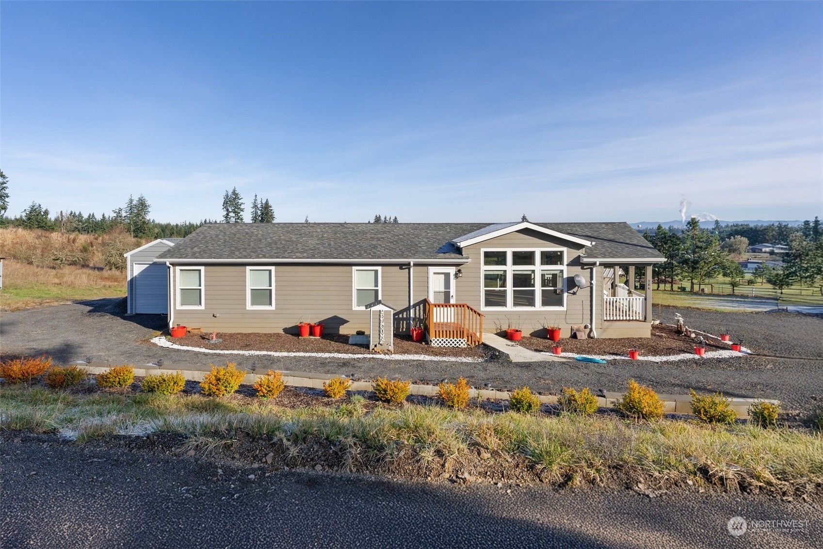 284 Hale Road W