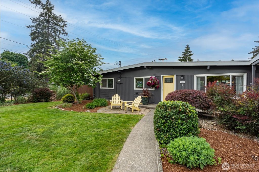 Photo of 24855 16TH Avenue S, Des Moines, WA 98198 (MLS # 2526064)