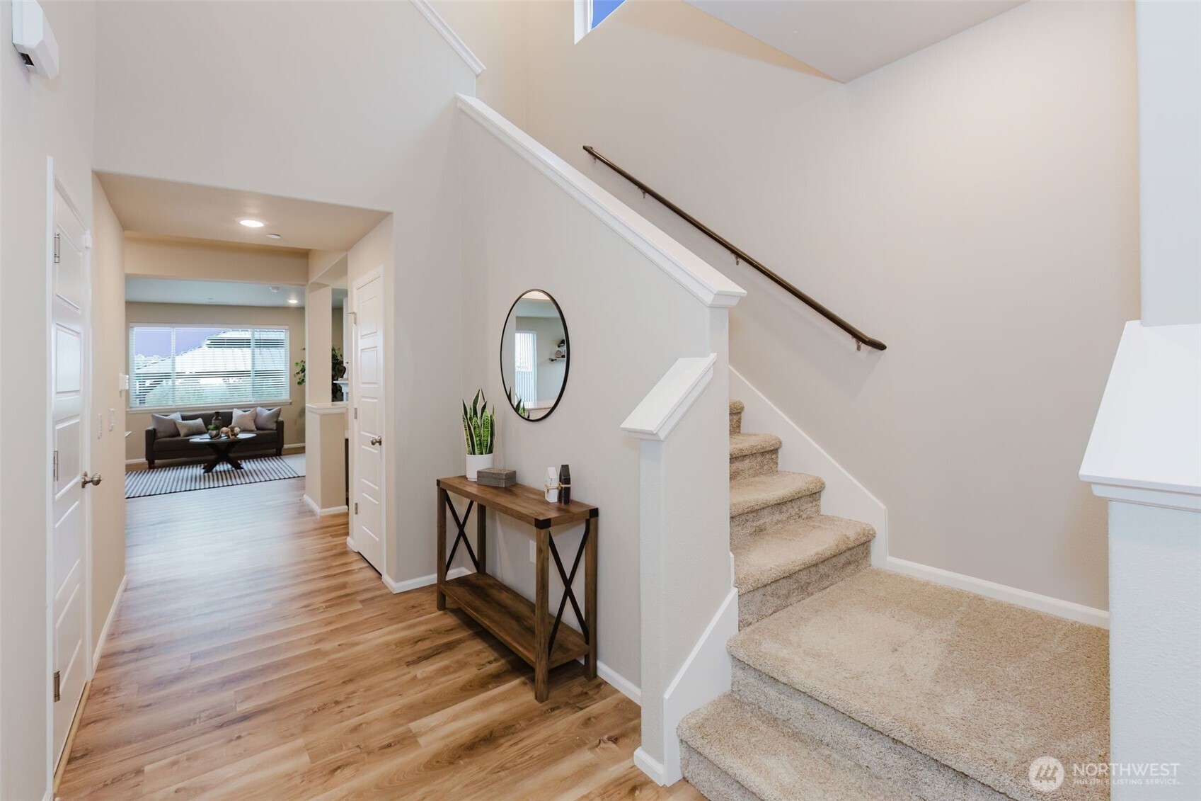 916 Baker Heights Loop