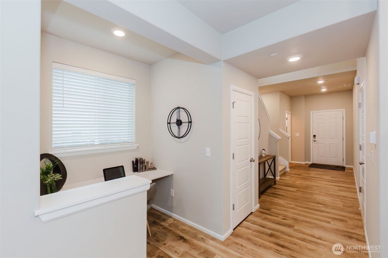 916 Baker Heights Loop