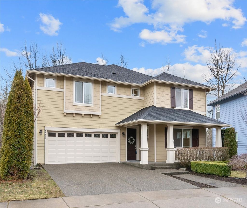 Photo of 35216 SE Brinkley Street, Snoqualmie, WA 98065 (MLS # 2038700)