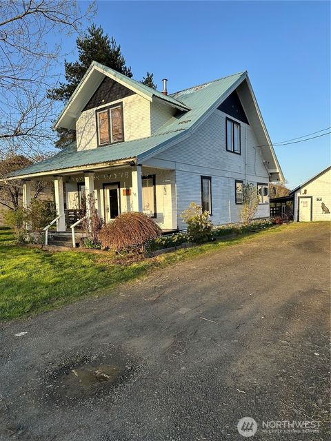 Photo of 2535 Heckard Road, Raymond, WA 98577 (MLS # 2468038)