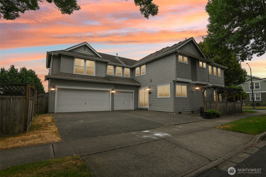 Photo of 7010 Inlay Street SE, Lacey, WA 98513 (MLS # 2574083)