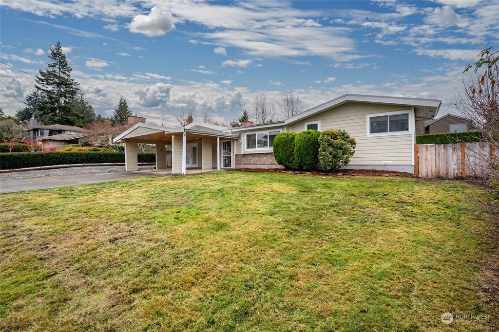 Photo of 611 SW 183rd Street, Normandy Park, WA 98166 (MLS # 2020963)