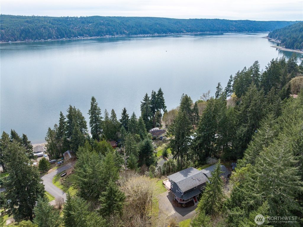 Photo of 50 NE Alta Vista Drive, Belfair, WA 98528 (MLS # 2497920)