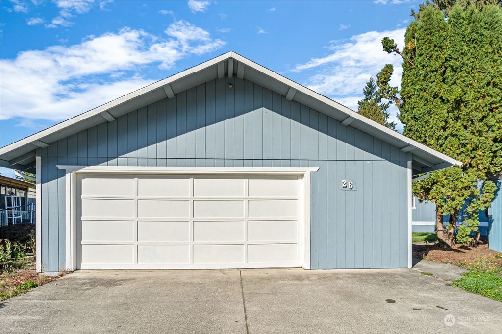 listing image 9368792985188597957