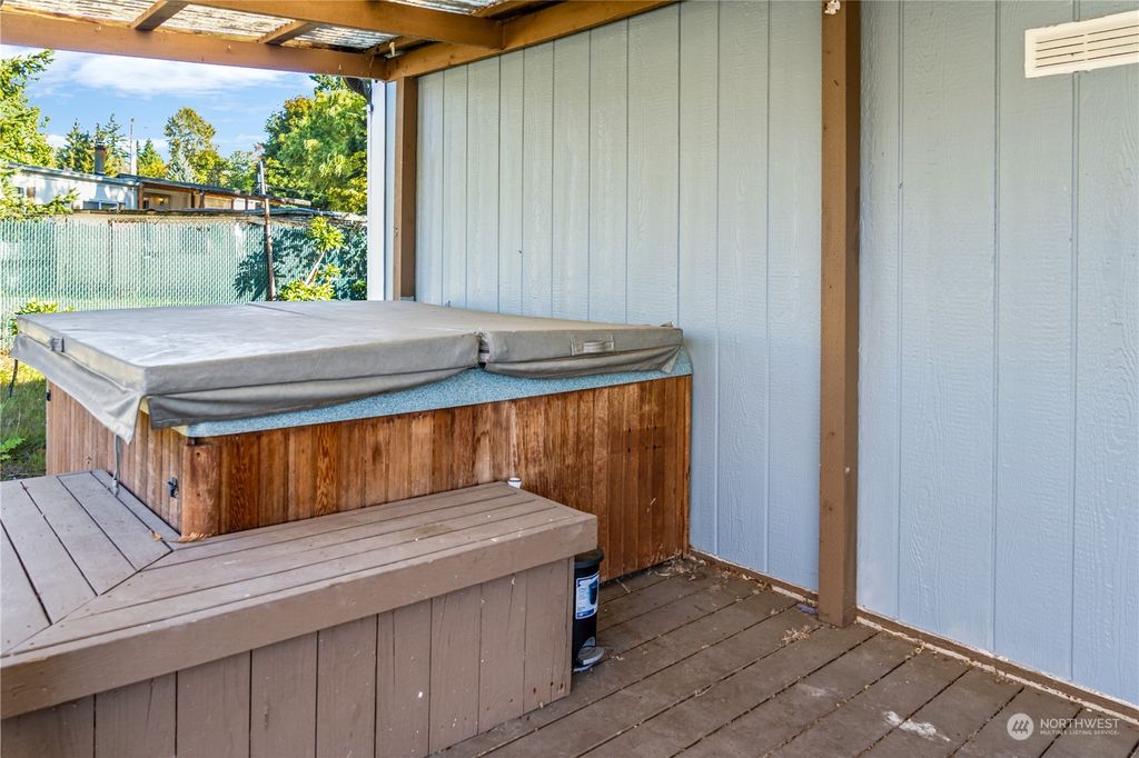 listing image 9363768426722361425