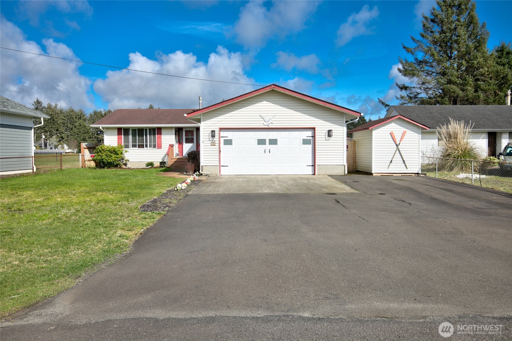 192 Canal Drive NE