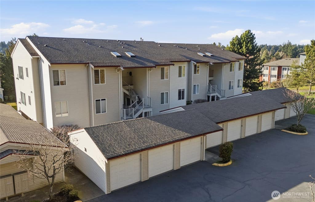 Photo of 23007 Lakeview Drive #A303, Mountlake Terrace, WA 98043 (MLS # 2566235)