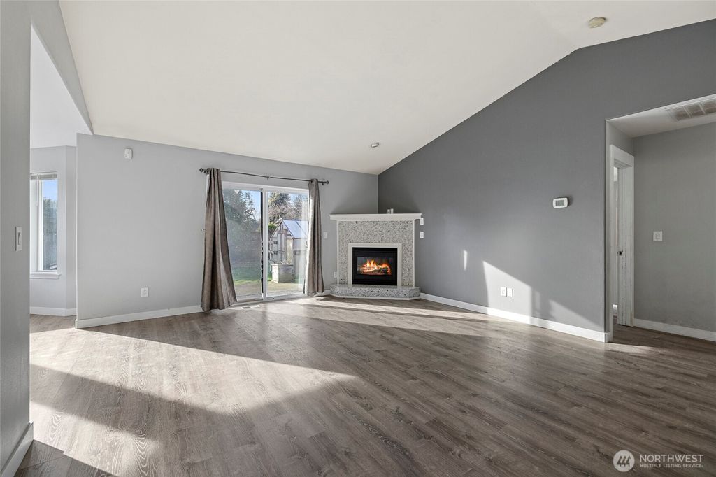 Photo of 827 John Liner Road, Sedro Woolley, WA 98284 (MLS # 2479154)