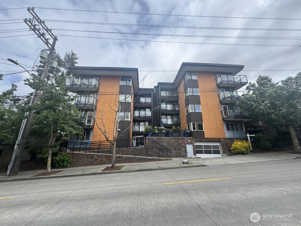 120 NW 39th Street 102