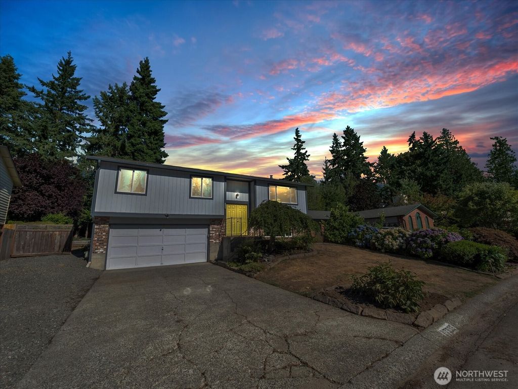Photo of 17503 24th Avenue SE, Bothell, WA 98012 (MLS # 2420946)
