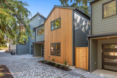 Photo of 2349 NE 127th Street #B, Seattle, WA 98125 (MLS # 2467721)