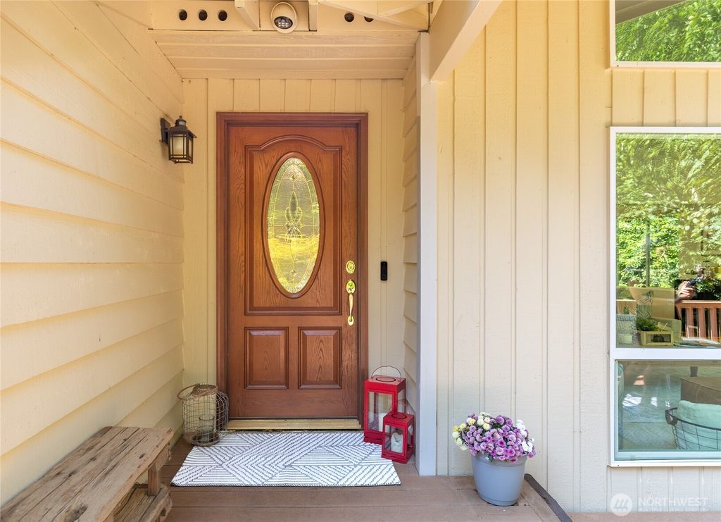 Photo of 19423 153rd Avenue NE Ave, Woodinville, WA 98072 (MLS # 2438146)