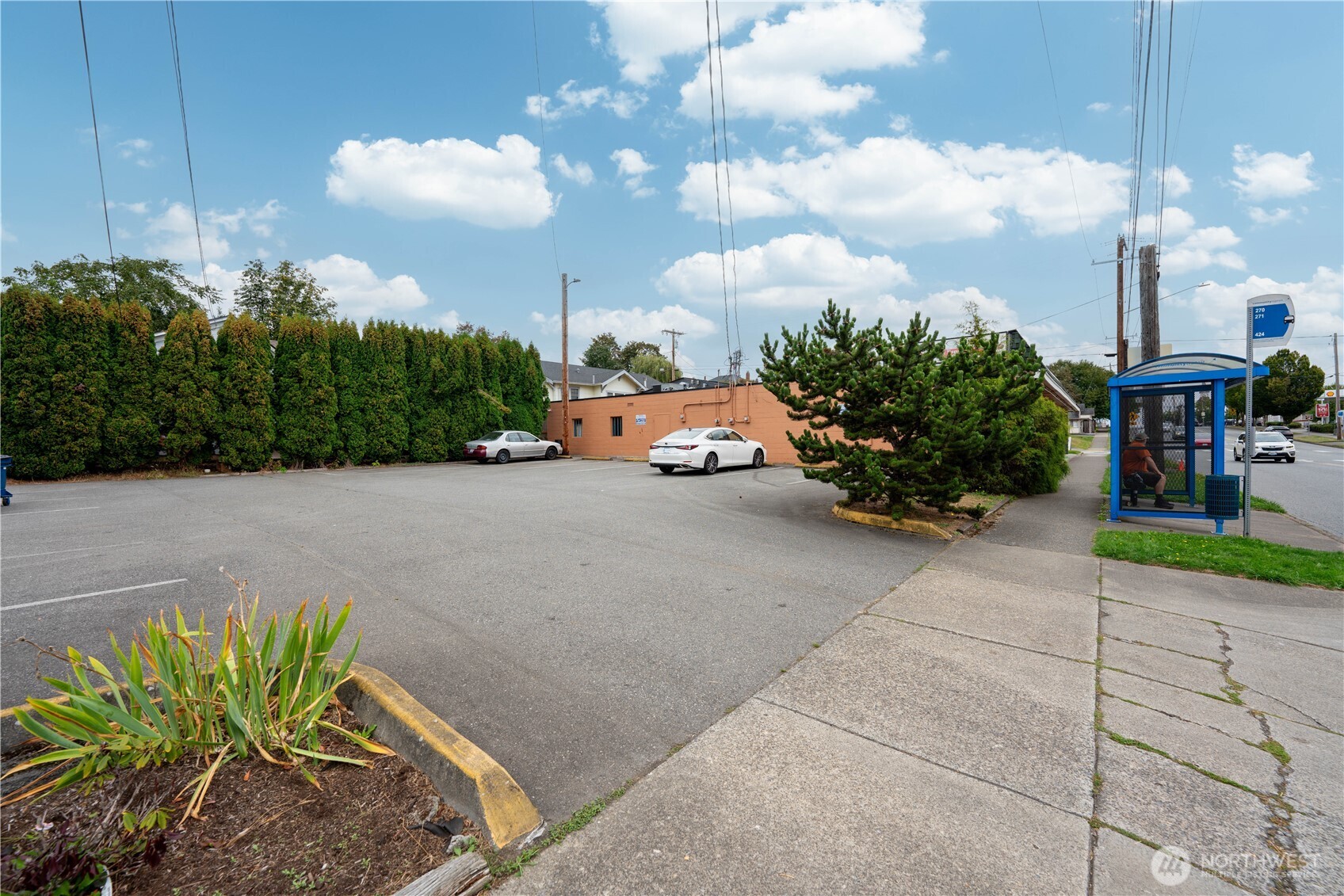 1208 2nd St