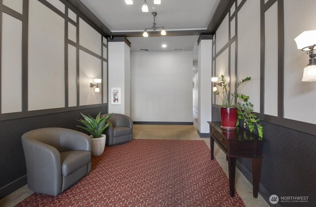 Photo of 1909 10th Avenue W #301, Seattle, WA 98119 (MLS # 2407969)
