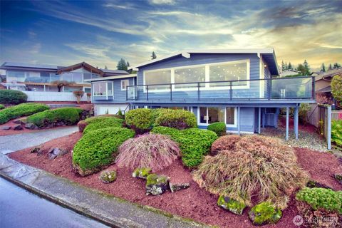 Photo of 13901 Somerset Lane SE, Bellevue, WA 98006 (MLS # 2548600)