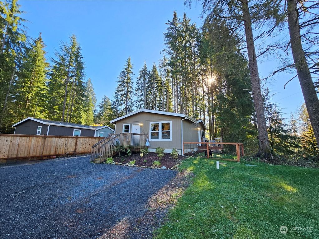 Photo of 23418 Pearce Way, Granite Falls, WA 98252 (MLS # 2311111)
