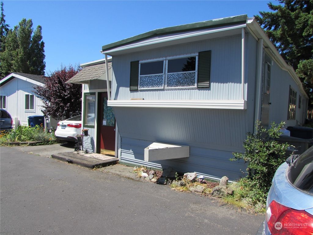 Photo of 24222 54th Avenue W #67, Mountlake Terrace, WA 98043 (MLS # 2134263)