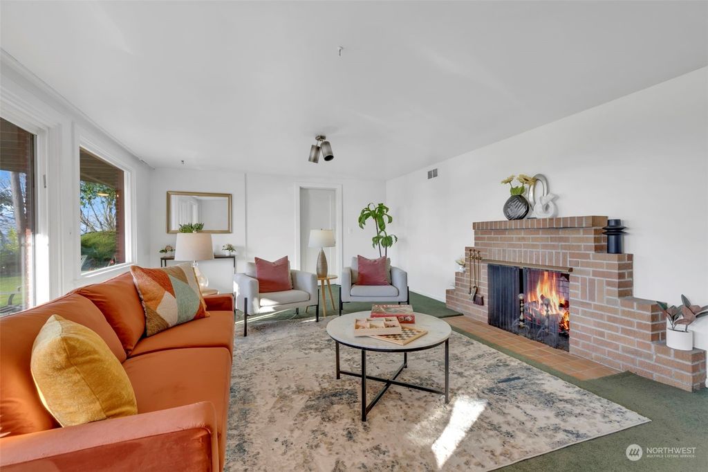 Photo of 12605 Shorewood Drive SW, Burien, WA 98146 (MLS # 2321415)