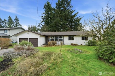Photo of 14055 SE 202nd Street, Kent, WA 98042 (MLS # 2467527)
