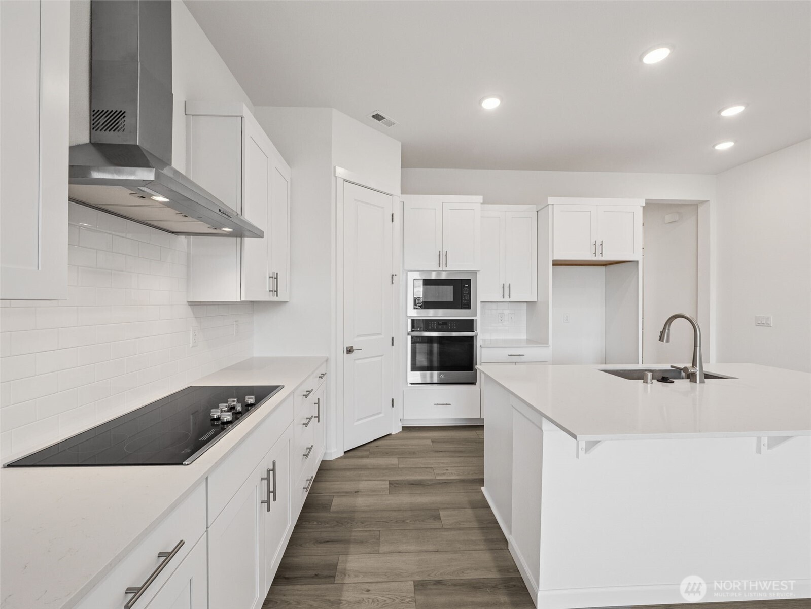 749 S Davis Street 104