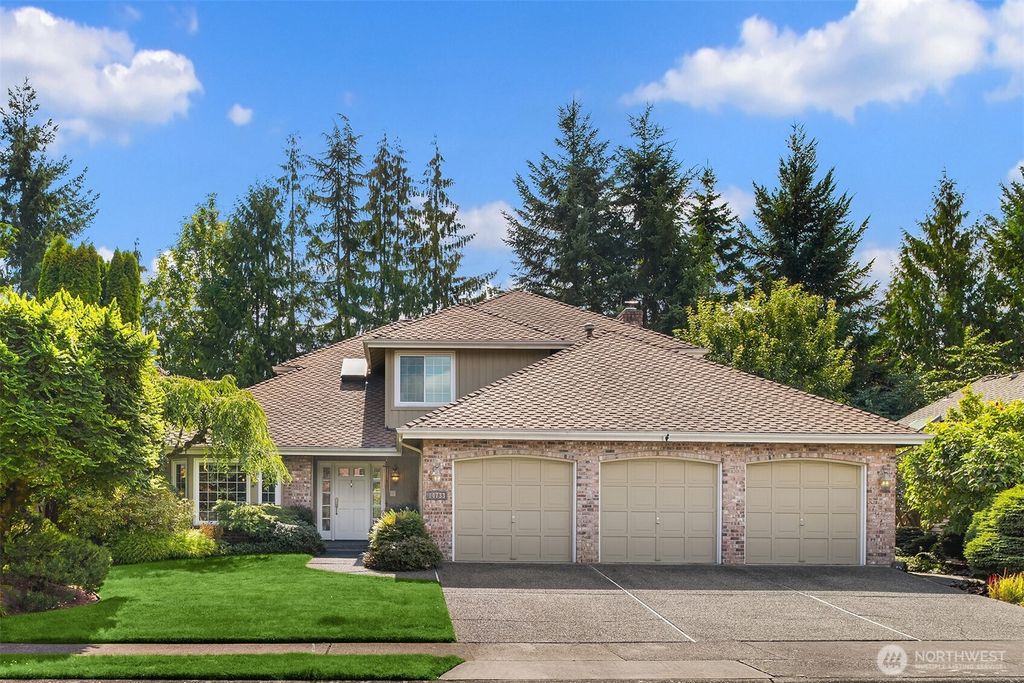 Photo of 14733 NE 57th Street, Bellevue, WA 98007 (MLS # 2431805)