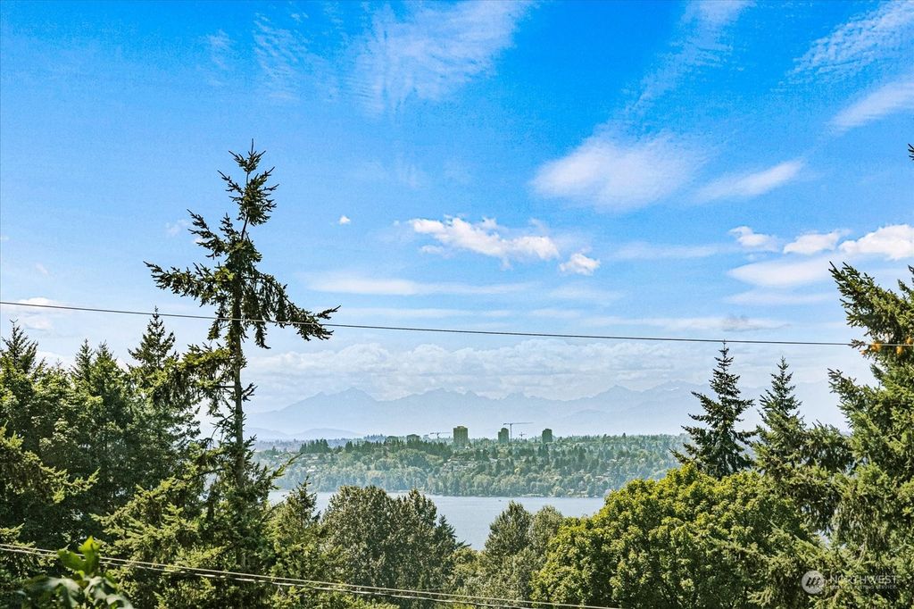 Photo of 11703 NE 80th Street #D3, Kirkland, WA 98033 (MLS # 2146569)