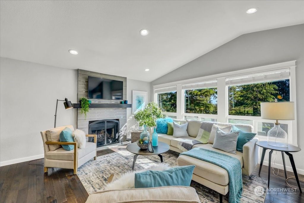 Photo of 10629 183rd Court NE, Redmond, WA 98052 (MLS # 2101839)